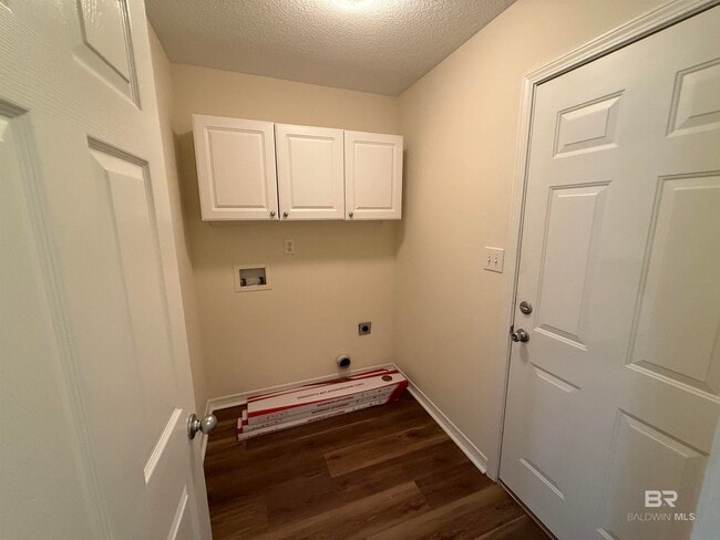 Building Photo - 104 Kemper Ln