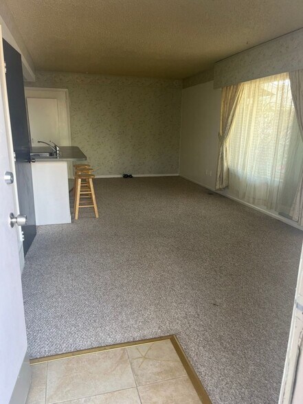 Building Photo - 638 Gilcrest Rd