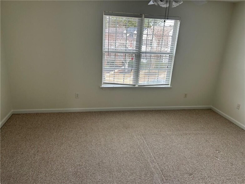 Building Photo - 2651 Waverly Hills Dr