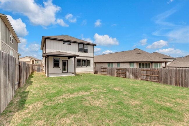 Building Photo - 6401 Night Chinook Dr