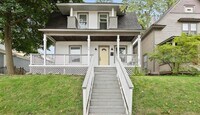 Building Photo - 3 Bed 1 Bath in Eastown
