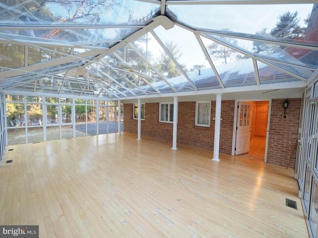 Building Photo - 600 Glenside Rd