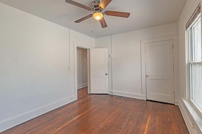 Building Photo - 2463 Findley Ave
