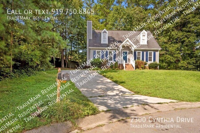 Building Photo - 2300 Cynthia Dr