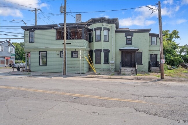 Building Photo - 600 Burnet Ave