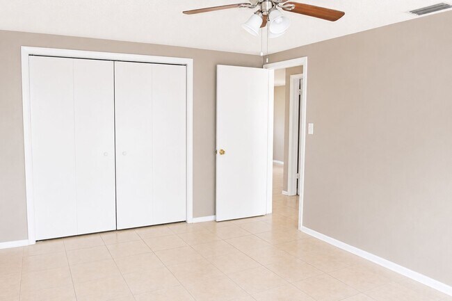 Building Photo - 4080 Redwing Dr