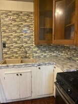 Building Photo - 26 Park Pl