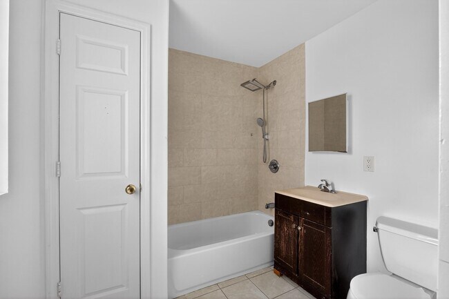 Building Photo - 359 Palisade Ave