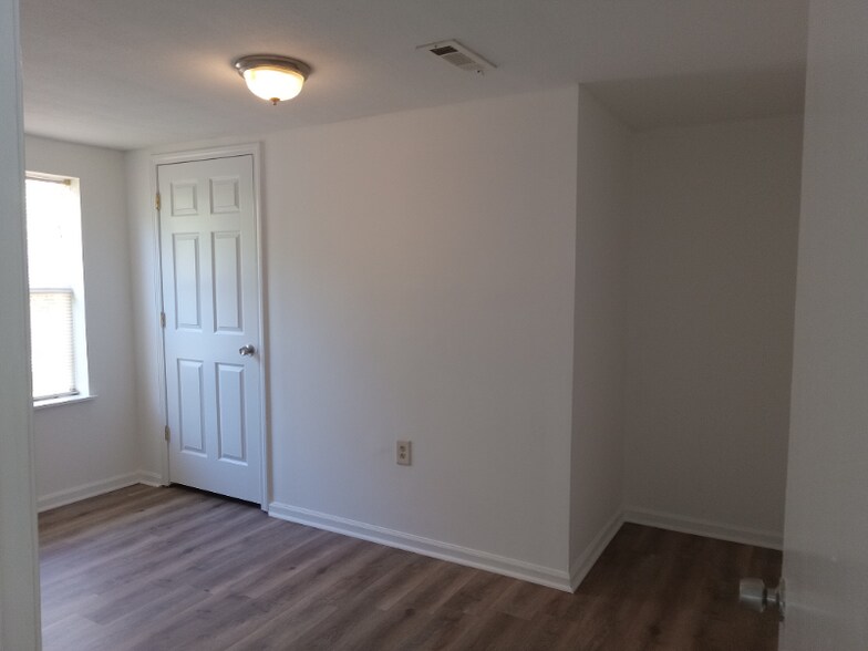 Building Photo - 1621 AL-27