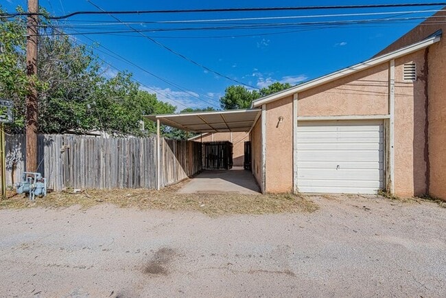 Building Photo - 4503 Fairgate Dr