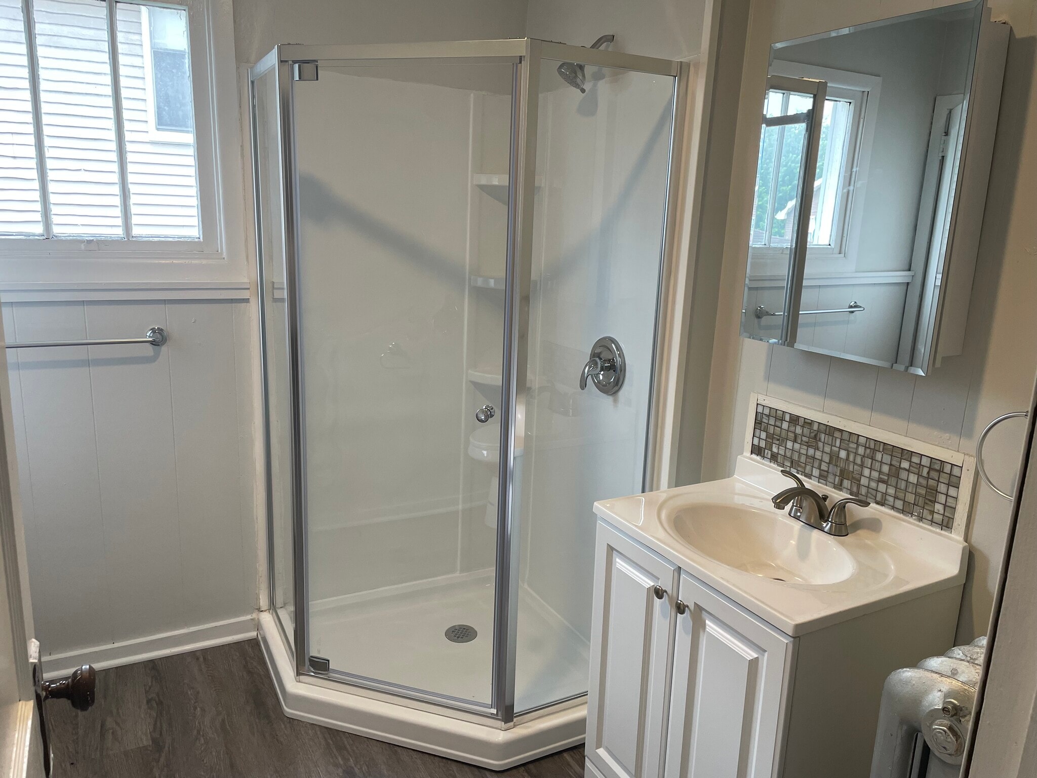 Building Photo - 36 Lincoln Ave