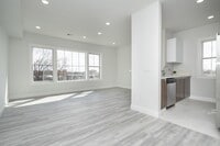 Building Photo - 144 Bergen Ave