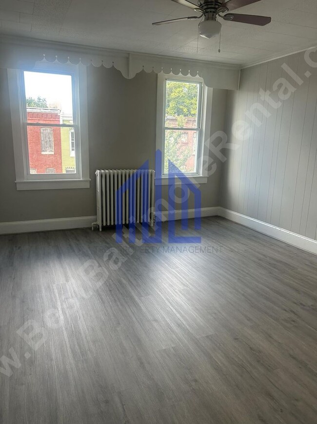 Building Photo - 1913 Walbrook Ave