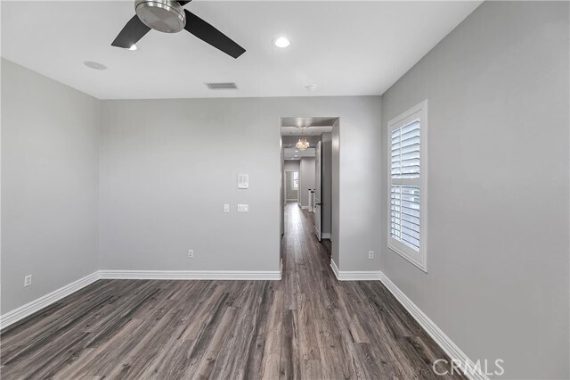 Building Photo - 26850 Peppertree Dr