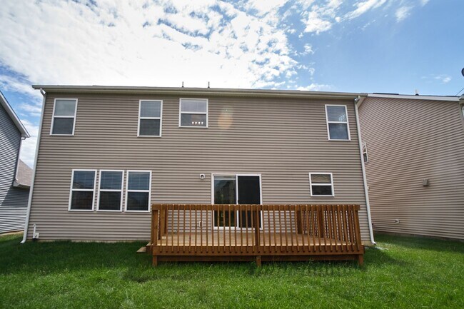 Building Photo - 4BDRM, 2.5 BA with finished basement in Westminster
