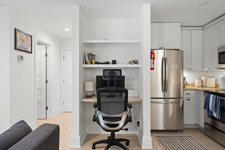 Building Photo - 2908 18th St NW