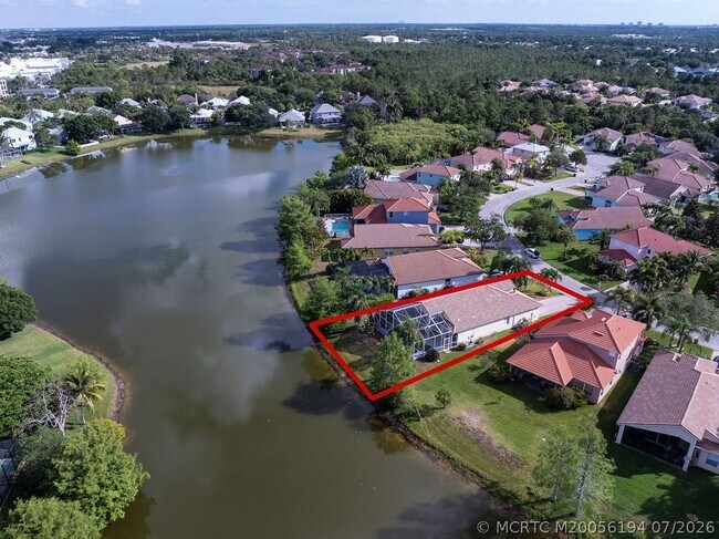 Building Photo - 2096 NW Marsh Rabbit Ln