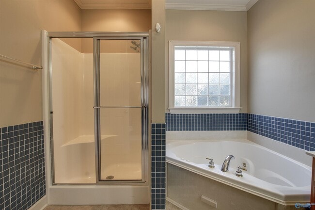 Building Photo - 976 Tracey Ln