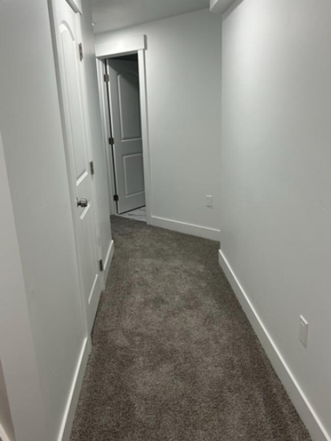 Building Photo - ? Brand-New End-Unit Townhome with Finishe...