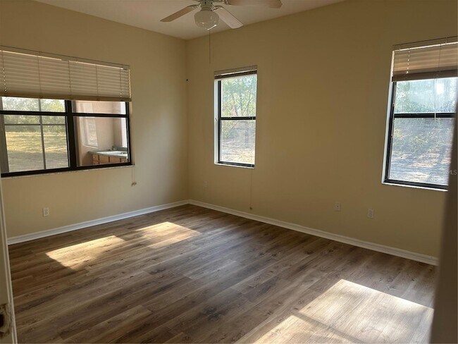 Building Photo - 2988 Howland Blvd