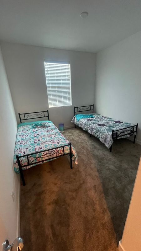 Building Photo - 5301 E Commerce Way