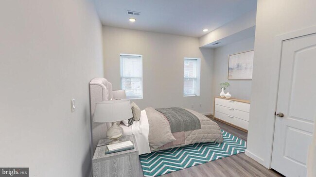 Building Photo - 2131 N 8th St