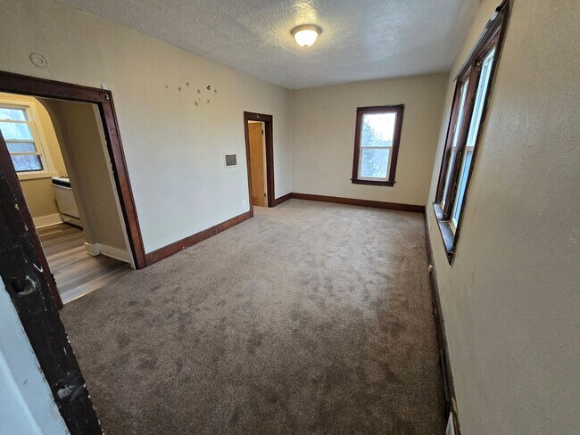 Building Photo - 1512 Jones St