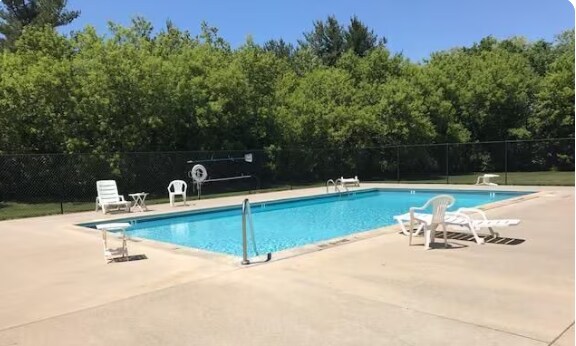 Building Photo - 8410 Jasonville Ct SE