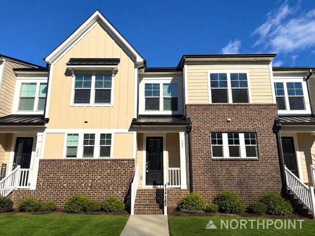 Building Photo - 114 Glencoe Ln