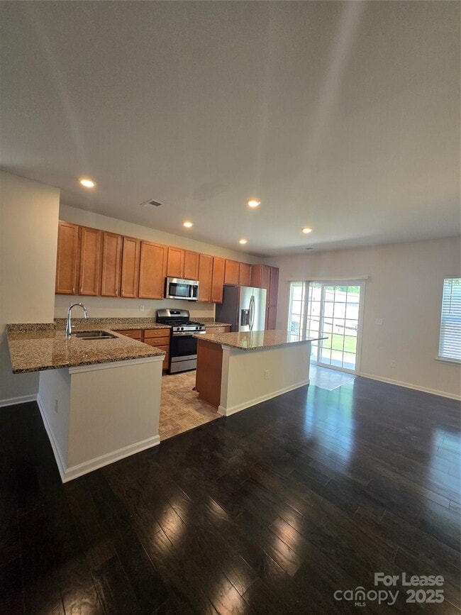 Building Photo - 7446 Sienna Heights Pl