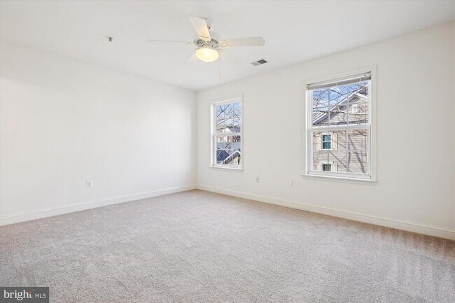 Building Photo - 502 Lawson Way