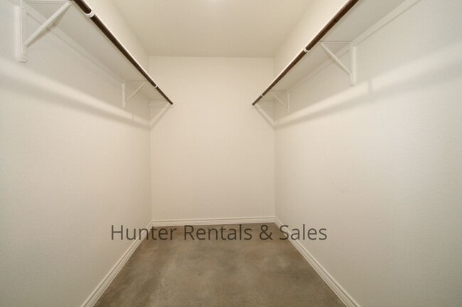 Building Photo - North Killeen Three Bedroom!