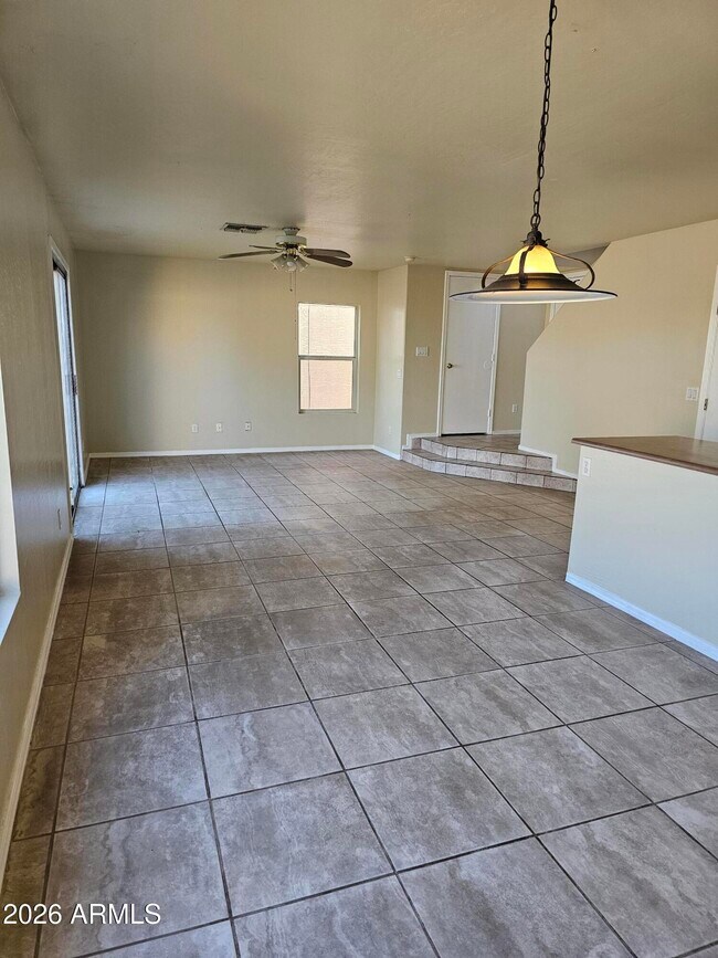 Building Photo - 11108 W Devonshire Ave