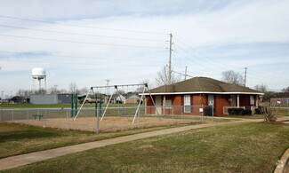 Building Photo - Briarwood Estates