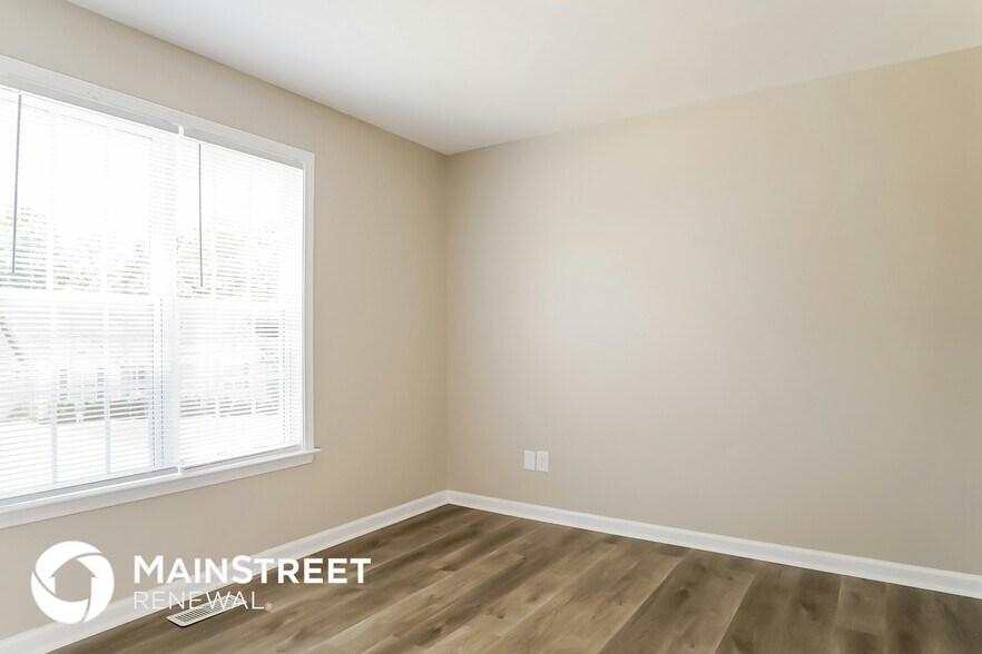 Building Photo - 174 Fox Chase Ln