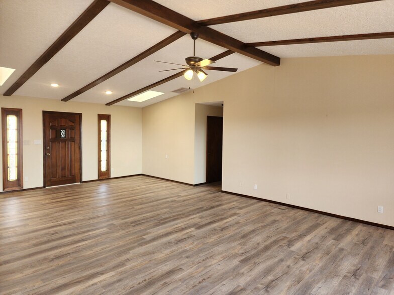 Building Photo - 7320 Carson Trl NW