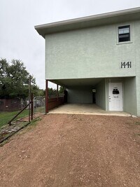 Building Photo - 1441 Hidden Acres Rd