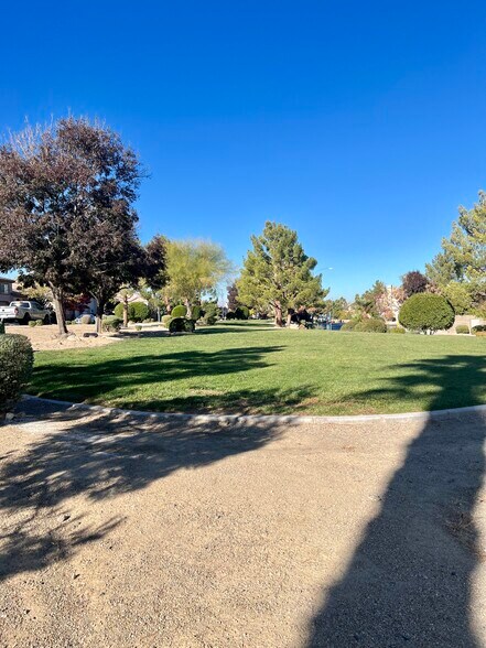 Building Photo - 1624 Coyote Run Dr