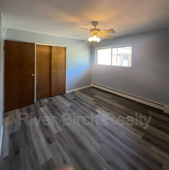 Building Photo - 525 W Cook St