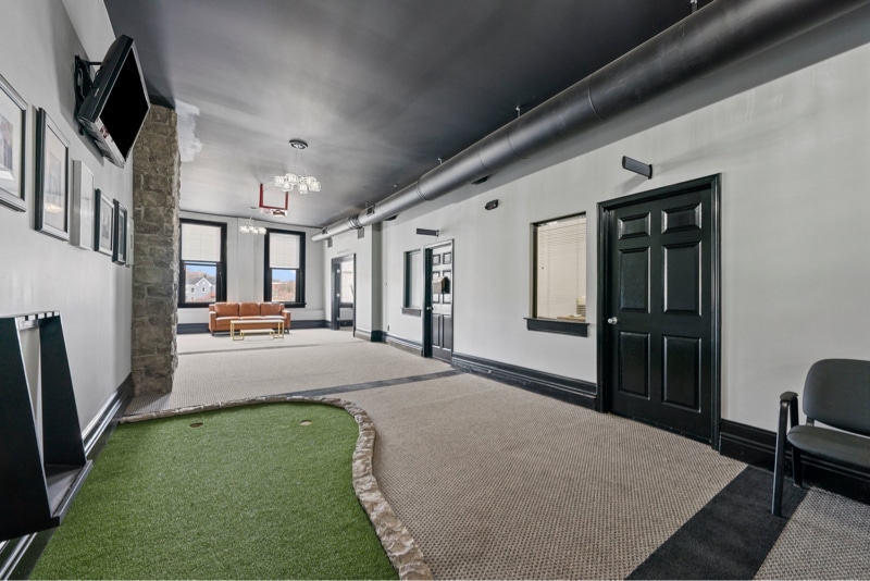 Building Photo - 310 E Main Ave