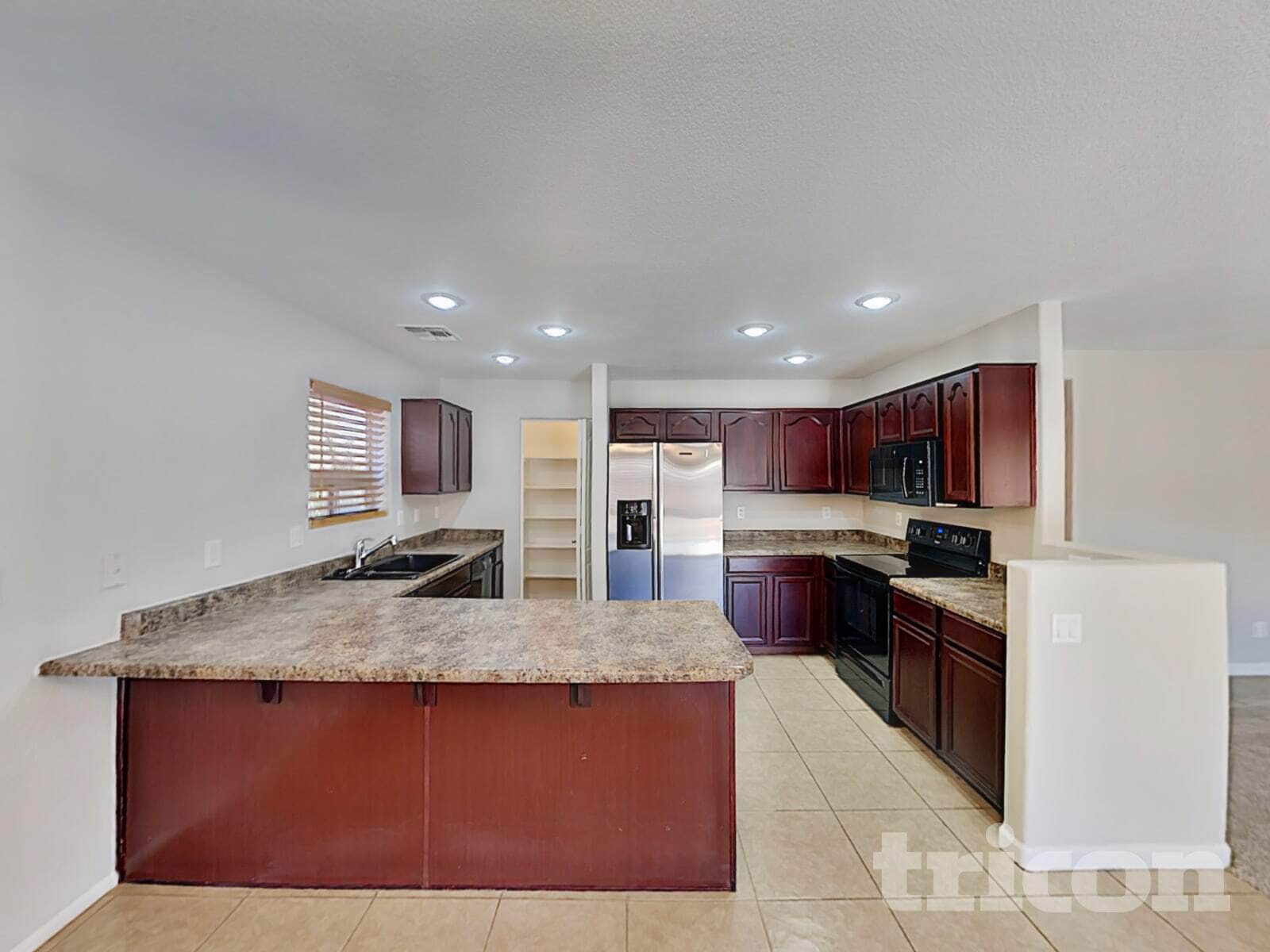 Building Photo - 396 W Corriente Ct