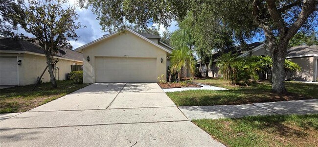 Building Photo - 1506 Scotch Pine Dr