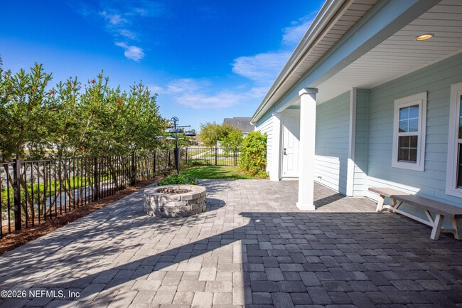 Building Photo - 11 Mascotte Pl