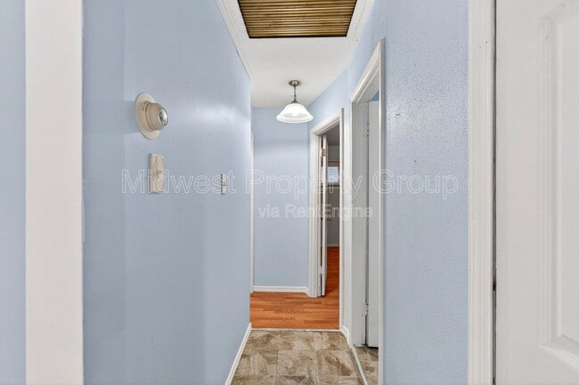 Building Photo - 5520 Holborn Dr