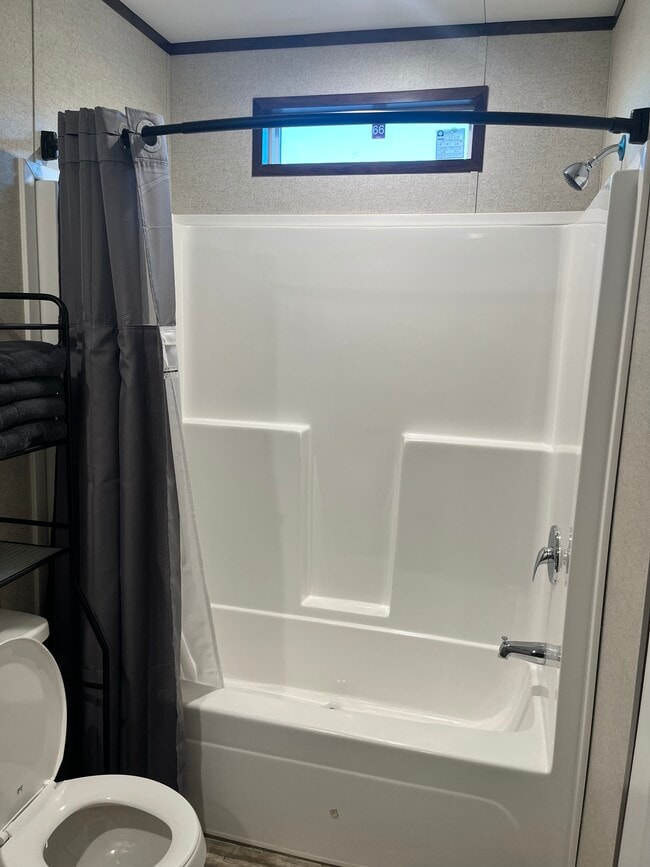 Building Photo - 378 Antley Rd