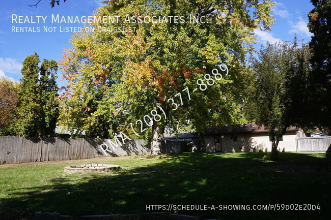 Building Photo - 2 Bedroom Home in NW Boise off Gary Ln & S...