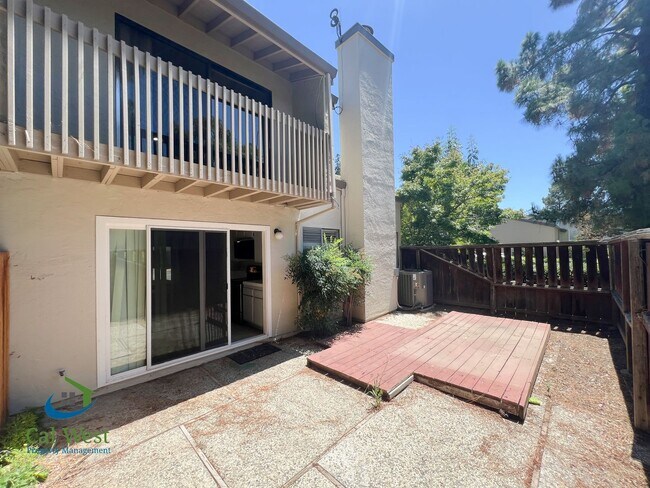 Building Photo - $4,495.00 Almaden 3BD/2.5BA Townhome in the Copperwood Community