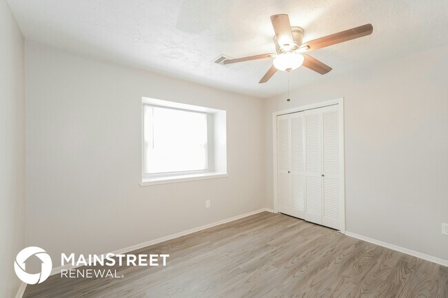 Building Photo - 9902 Towne Brook Ln