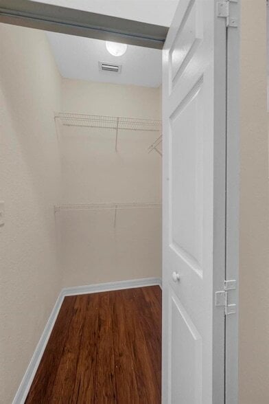 Building Photo - 319 SE Kitching Cir