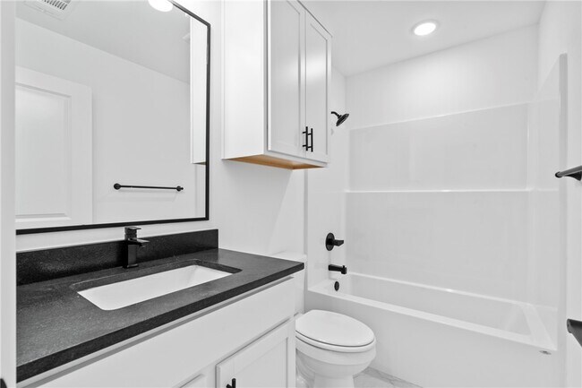 Building Photo - 64 W Gilpin St